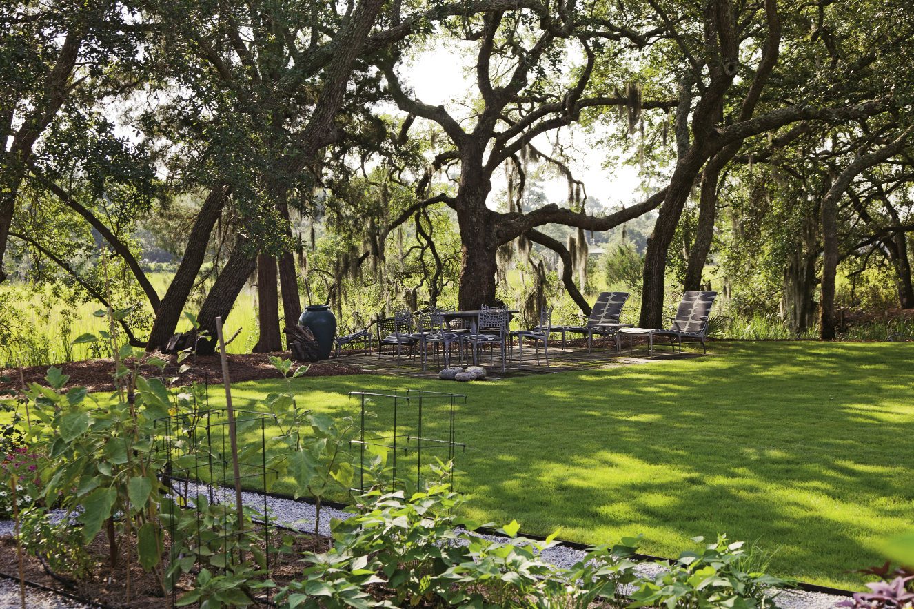 “I wanted to be able to live with my things in a house that worked for me, but I also wanted to honor the neighborhood.”  —the homeowner