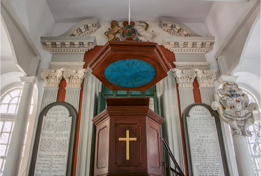 St. James&#039; Goose Creek: A wooden canopy known as the “sounding board” tops the pulpit to help project the minister’s voice.