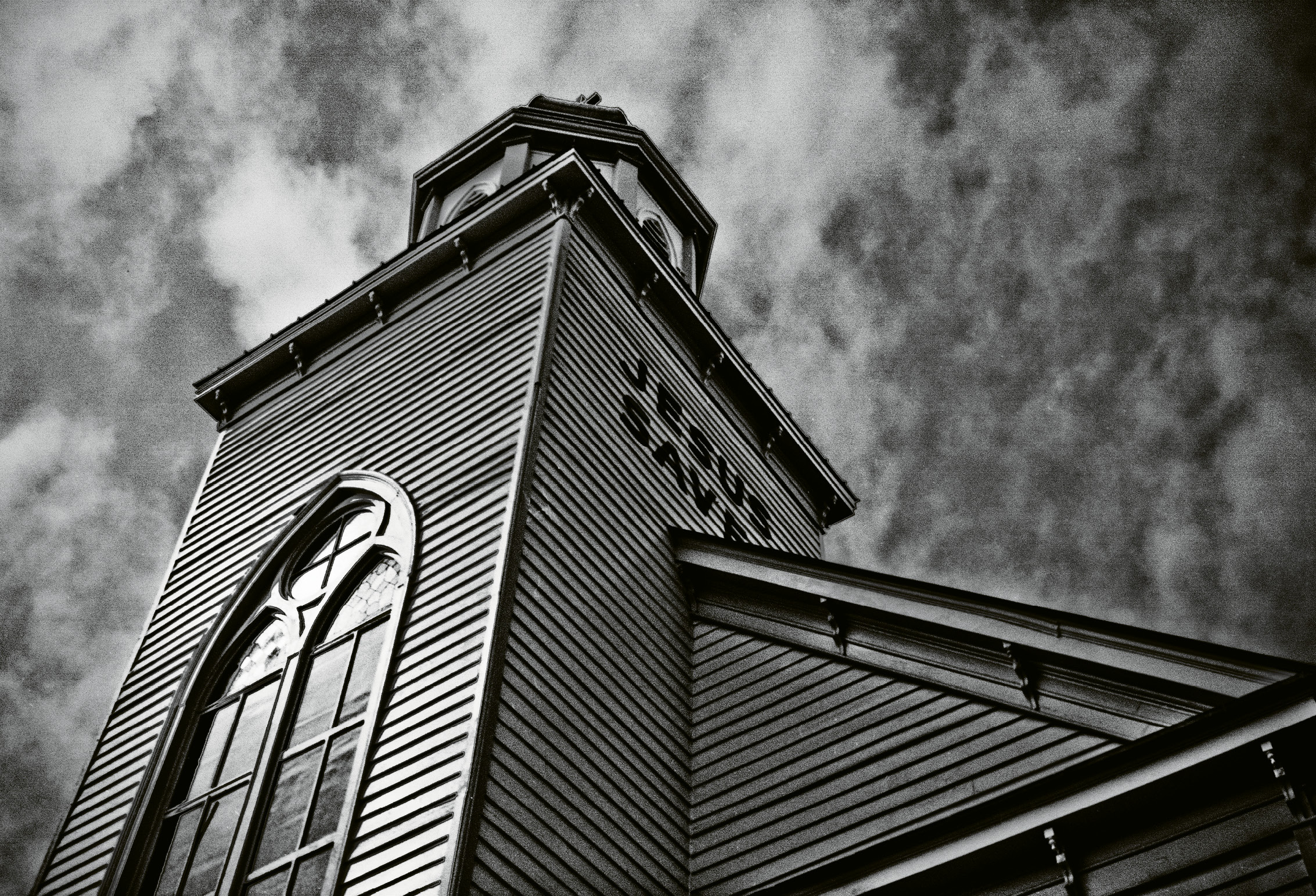 Jesus Saves by Larry Gale  {Professional category}  - Downtown’s Central Baptist Church, March 2011