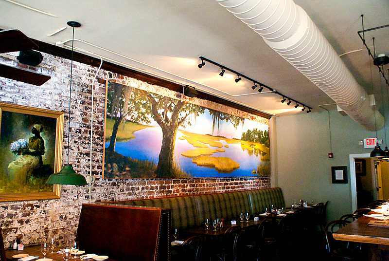 Virginia&#039;s on King, 412 King St.