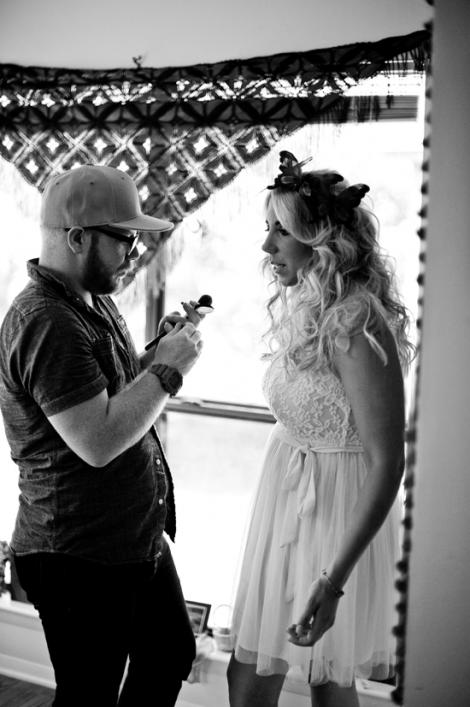 Behind the Scenes of Elise Testone&#039;s September 2013 Photoshoot