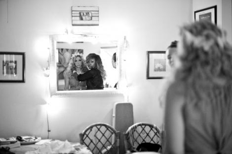 Behind the Scenes of Elise Testone&#039;s September 2013 Photoshoot