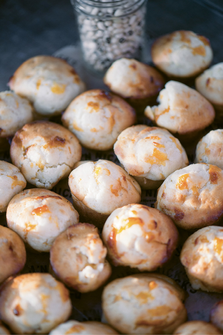 Guests piled plates high with Southern favorites like cheesy biscuits ...