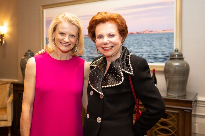 Mary and Lou Hammond