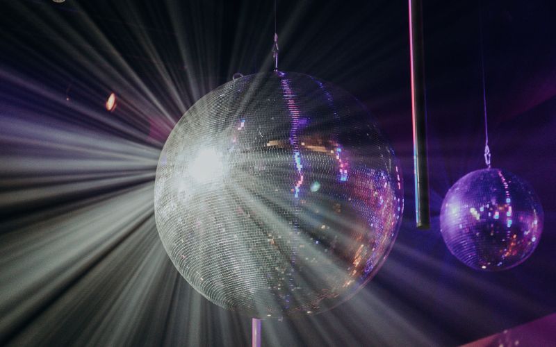 Local nonprofit Camp Happy Days hosted a night of dancing and philanthropy inspired by New York’s famed Studio 54.